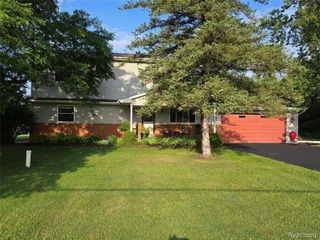 60885 Indian Trail, Ray, MI 48096