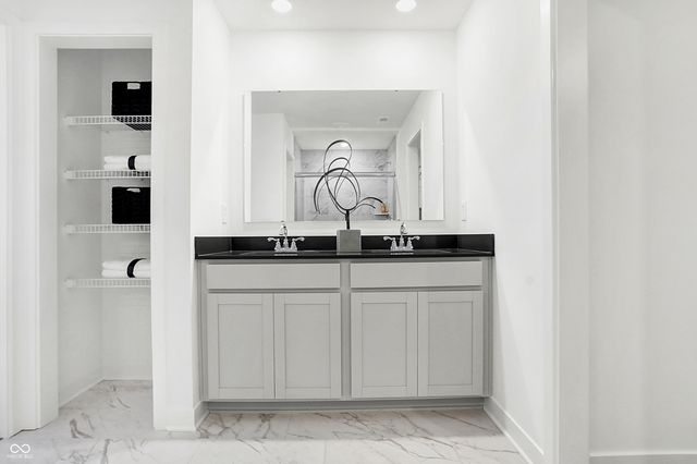 16704 Breton Road, Westfield, IN 46074