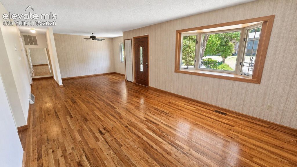 818 Cardinal Street, Colorado Springs, CO 80911 — photo 4