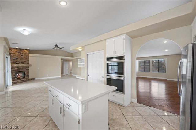 8605 West COUGAR Avenue, Las Vegas, NV 89148