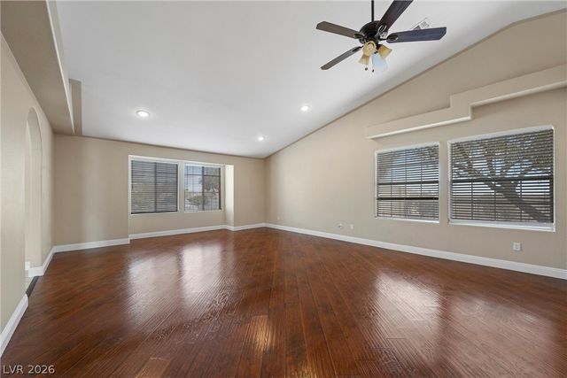 8605 West COUGAR Avenue, Las Vegas, NV 89148