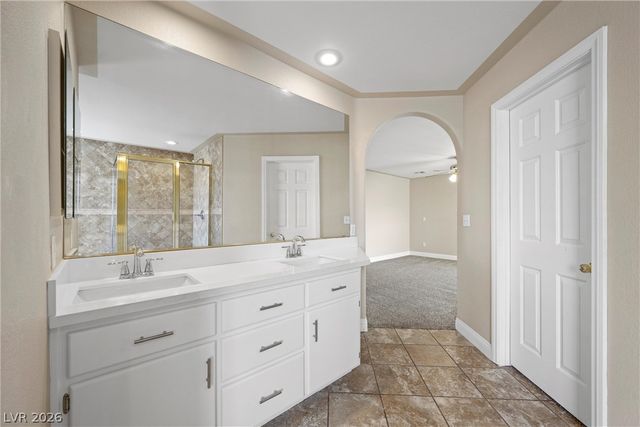 8605 West COUGAR Avenue, Las Vegas, NV 89148