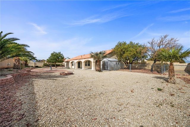 8605 West COUGAR Avenue, Las Vegas, NV 89148