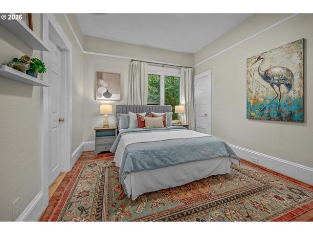 5525 Ne EVERETT St, Portland, OR 97213