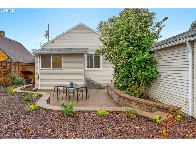 5525 Ne EVERETT St, Portland, OR 97213