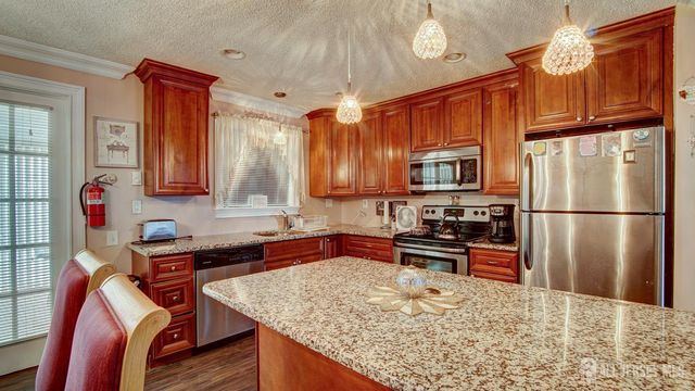 84-B Chatham Drive, Monroe, NJ 08831