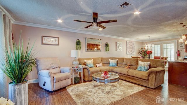 84-B Chatham Drive, Monroe, NJ 08831