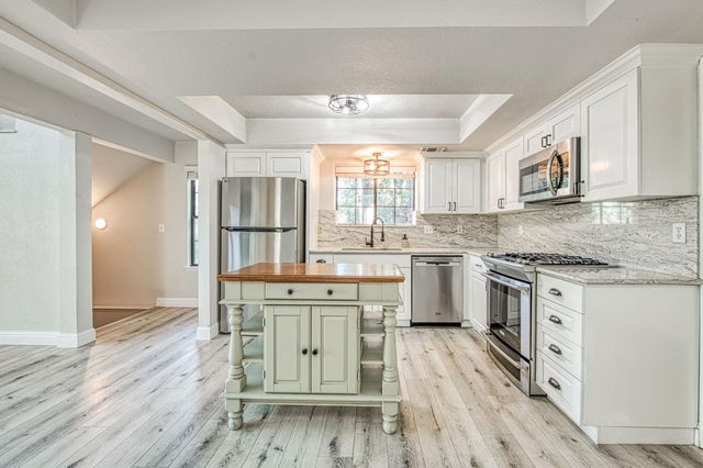 40624 Saddleback Road, Bass Lake, CA 93604