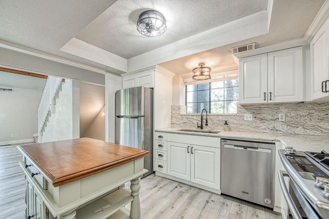 40624 Saddleback Road, Bass Lake, CA 93604