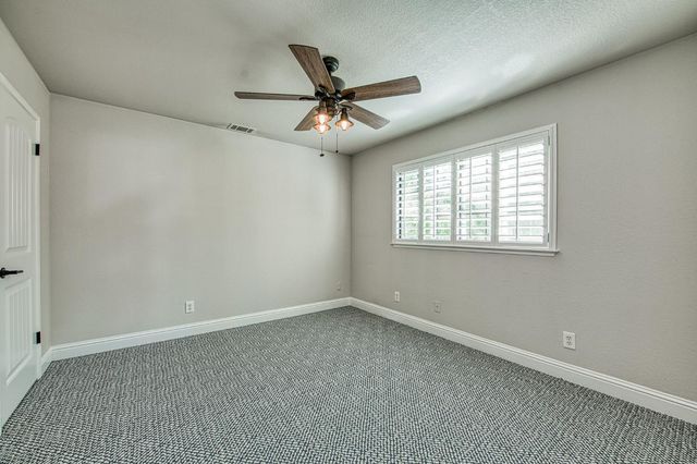 40624 Saddleback Road, Bass Lake, CA 93604