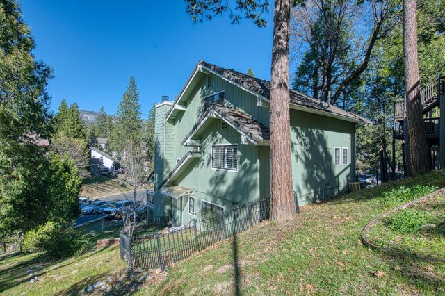 40624 Saddleback Road, Bass Lake, CA 93604