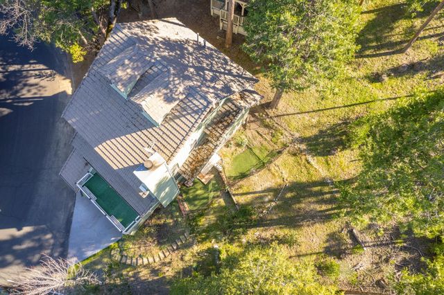 40624 Saddleback Road, Bass Lake, CA 93604