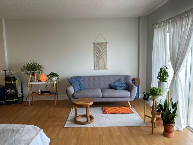 1455 N Treasure Dr 6D, North Bay Village, FL 33141