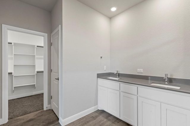 15529 Balham Pass, Fort Worth, TX 76247