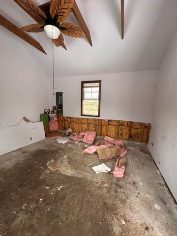 1105 S Overhill Avenue, Springfield, MO 65802