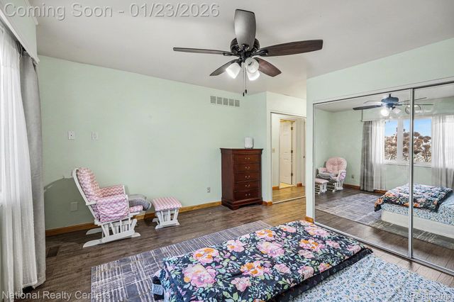 16725 Kyla Drive, Clinton Charter Township, MI 48038