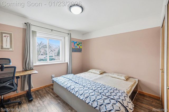 16725 Kyla Drive, Clinton Charter Township, MI 48038