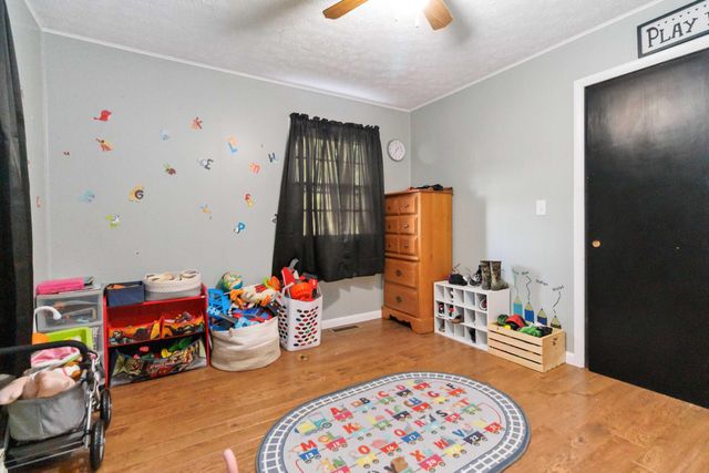 1466 Webb Ridge Road, Russell Springs, KY 42642