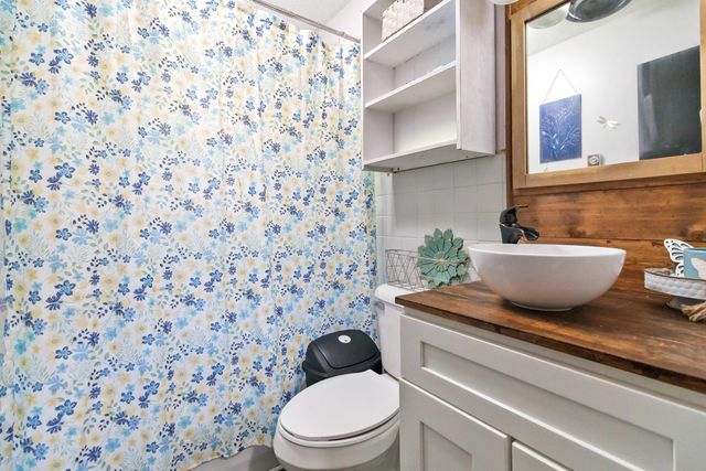 1466 Webb Ridge Road, Russell Springs, KY 42642