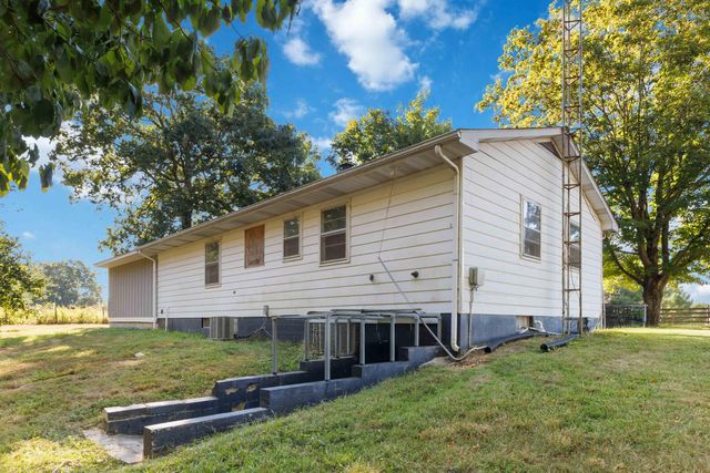 1466 Webb Ridge Road, Russell Springs, KY 42642