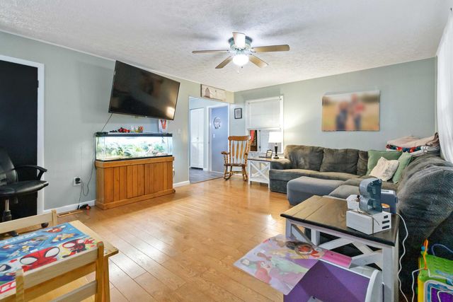 1466 Webb Ridge Road, Russell Springs, KY 42642