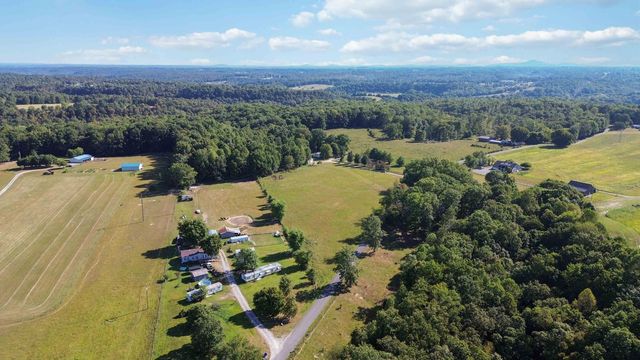 1466 Webb Ridge Road, Russell Springs, KY 42642