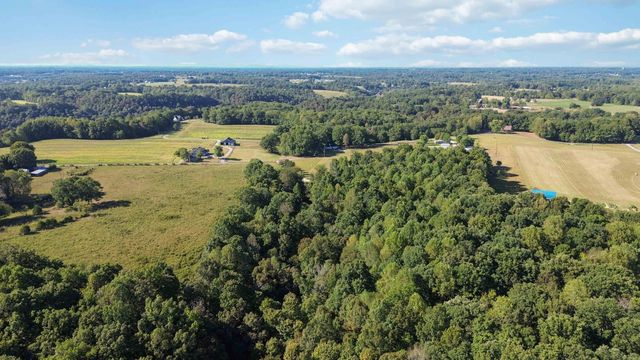 1466 Webb Ridge Road, Russell Springs, KY 42642