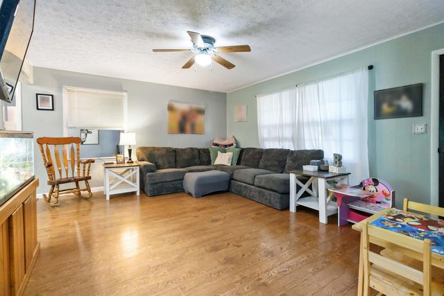 1466 Webb Ridge Road, Russell Springs, KY 42642