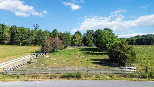 1466 Webb Ridge Road, Russell Springs, KY 42642