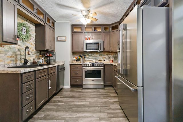 1466 Webb Ridge Road, Russell Springs, KY 42642