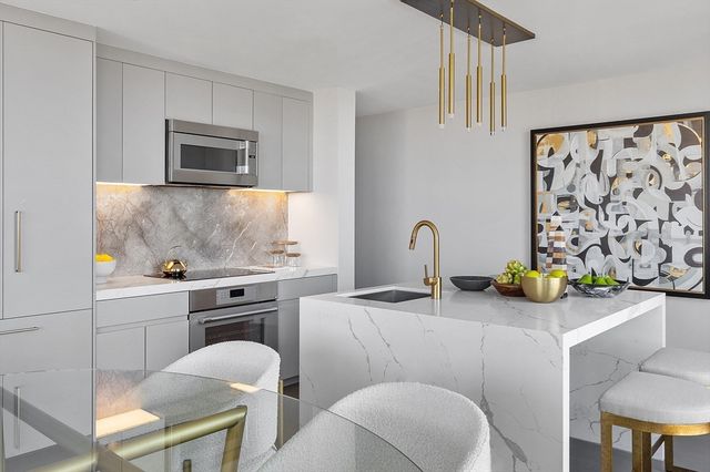 55 Lagrange St 1804, Boston, MA 02116