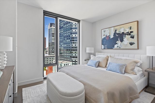 55 Lagrange St 1804, Boston, MA 02116