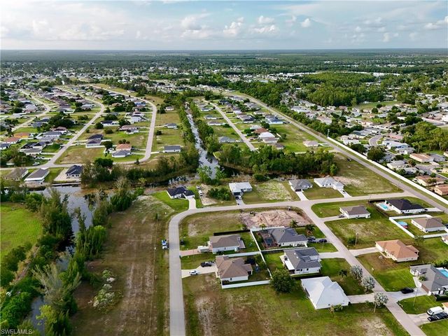 3829 NE 23rd AVE, Cape Coral, FL 33909