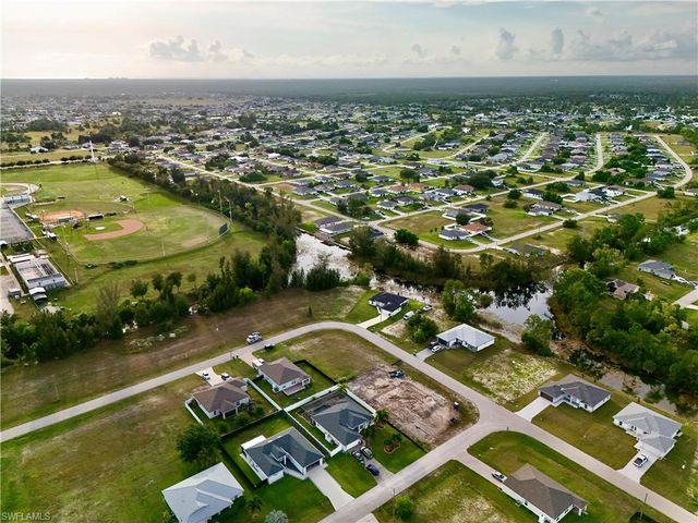 3829 NE 23rd AVE, Cape Coral, FL 33909
