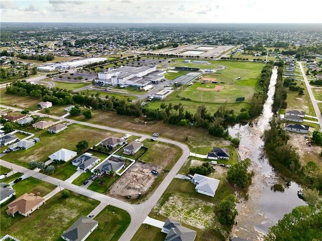 3829 NE 23rd AVE, Cape Coral, FL 33909