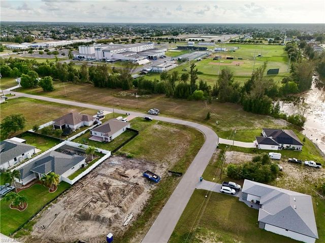 3829 NE 23rd AVE, Cape Coral, FL 33909