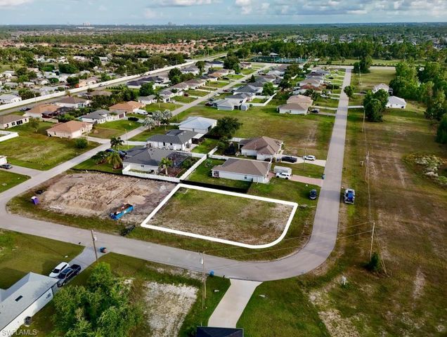 3829 NE 23rd AVE, Cape Coral, FL 33909