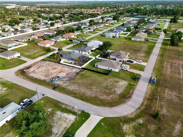 3829 NE 23rd AVE, Cape Coral, FL 33909