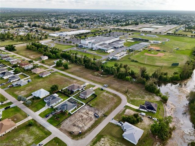3829 NE 23rd AVE, Cape Coral, FL 33909