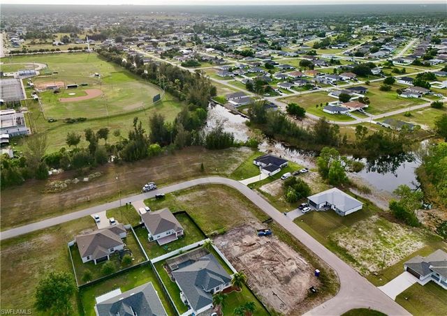 3829 NE 23rd AVE, Cape Coral, FL 33909