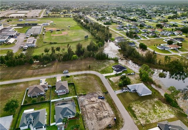 3829 NE 23rd AVE, Cape Coral, FL 33909