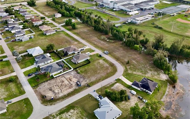 3829 NE 23rd AVE, Cape Coral, FL 33909