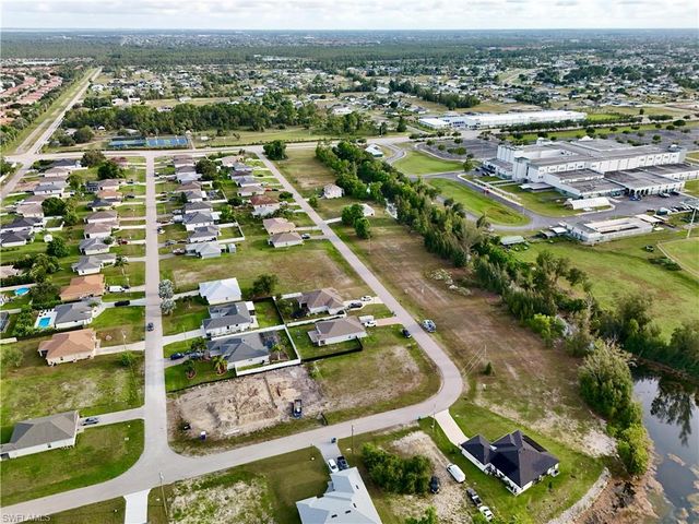 3829 NE 23rd AVE, Cape Coral, FL 33909