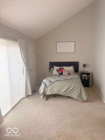 98 Lookout Ridge Drive, Columbus, IN 47201