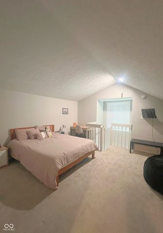 98 Lookout Ridge Drive, Columbus, IN 47201