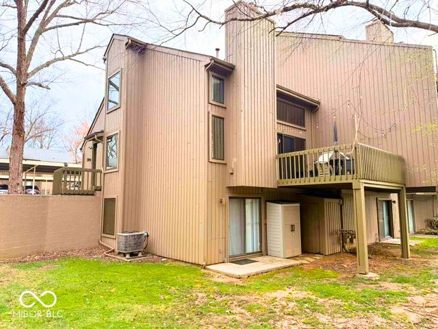 98 Lookout Ridge Drive, Columbus, IN 47201