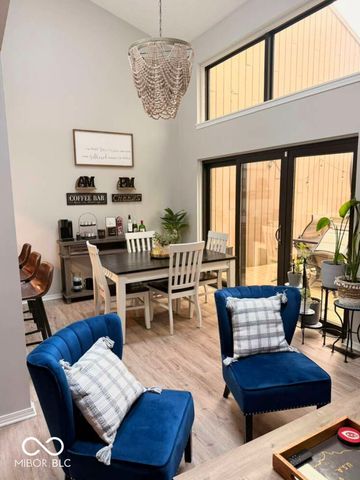 98 Lookout Ridge Drive, Columbus, IN 47201