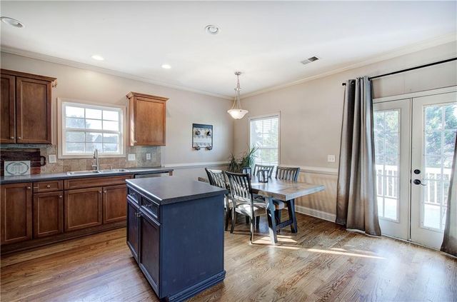 12 Prestwick NW Loop, Cartersville, GA 30120