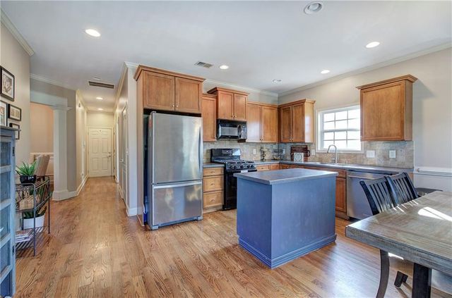 12 Prestwick NW Loop, Cartersville, GA 30120