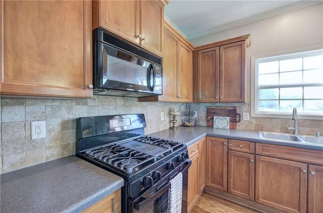 12 Prestwick NW Loop, Cartersville, GA 30120